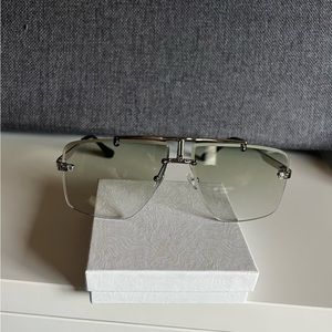 Lush Crate sunglasses new